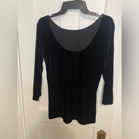 Black velvet 3/4 length top - Picture 3 of 4